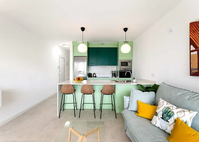 Tabaybas 7 Beachfront Pool Sea Views By Bayside * Puerto del Carmen (Lanzarote)