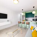 Appartement Tabaybas 7 Beachfront Pool Sea Views By Bayside Puerto del Carmen (Lanzarote)