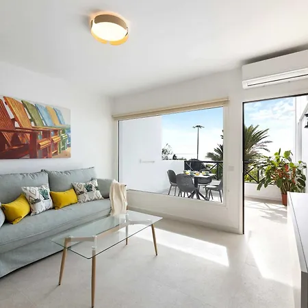 Tabaybas 7 Beachfront Pool Sea Views By Bayside アパート